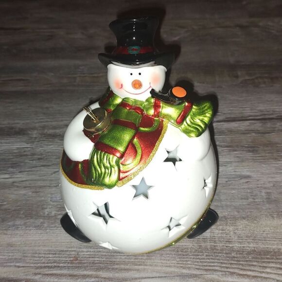 QVC Home Reflections Ceramic SNOWMAN Luminary with Flameless Candle in Gift Box  - Picture 3 of 14